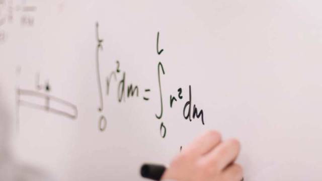 数学の知識があると有利なプログラミングの分野