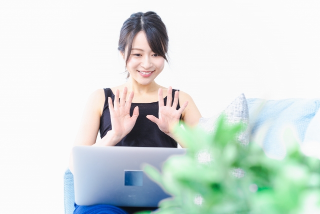 ガールズチャットでライブチャットしながら稼ごう!